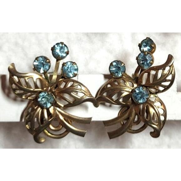 Vtg Goldtone Filigree Leaf Screw Back Earrings Turquoise Rhinestones Riveted - Picture 2 of 4